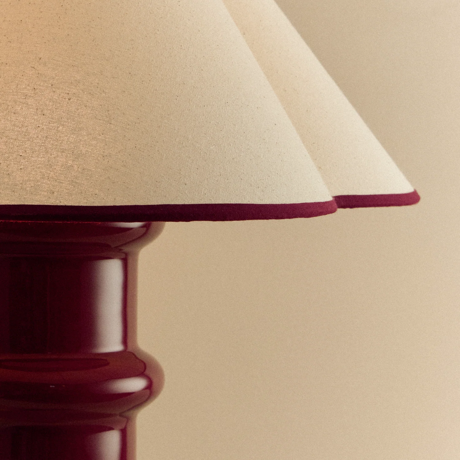 Heath Table Lamp in Port Red - Image 10