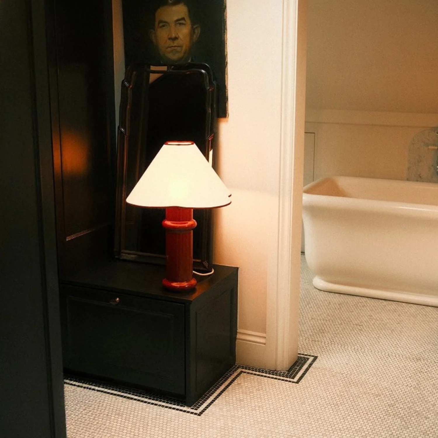 Heath Table Lamp in Port Red - Image 8