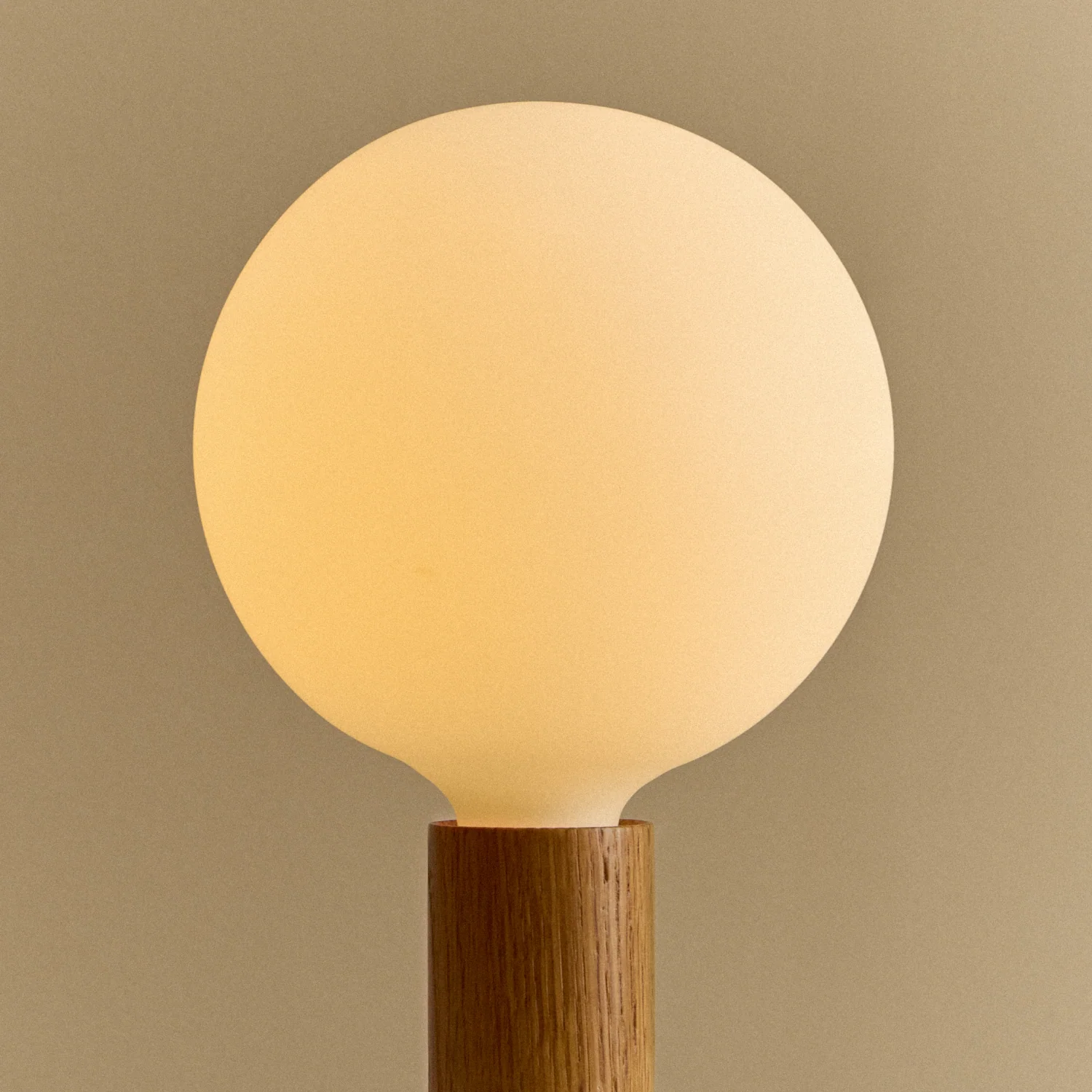 Knuckle Table Lamp in Oak + Sphere IV - Image 7