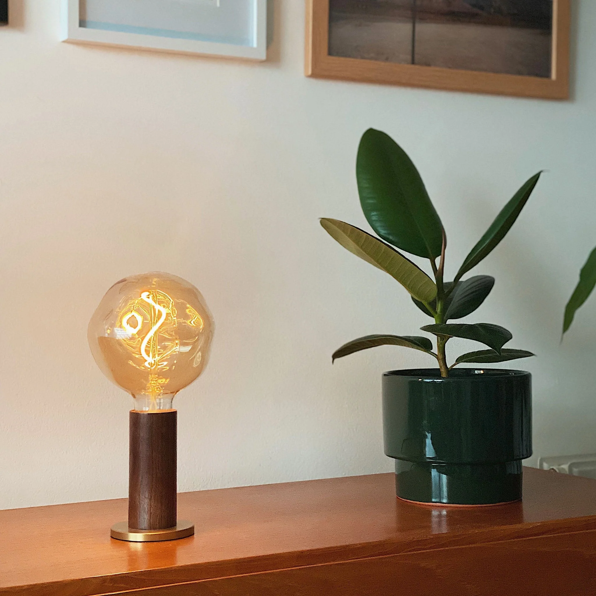 Knuckle Table Lamp in Walnut + Voronoi I - Image 3