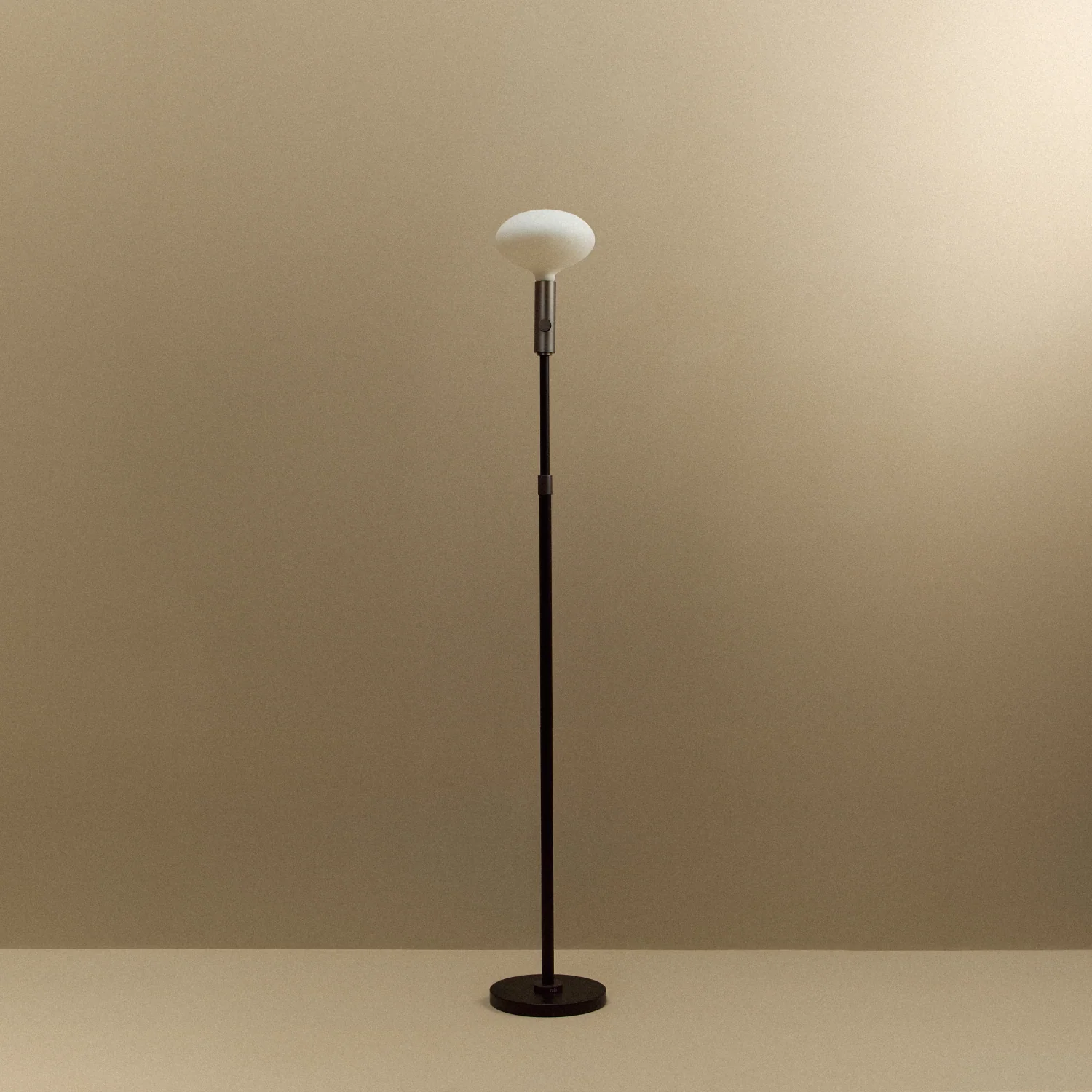 Poise Adjustable Floor Lamp in Graphite + Oval II - Image 8