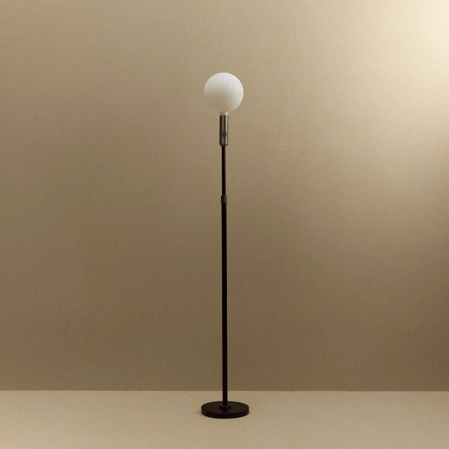 Poise Adjustable Floor Lamp in Graphite + Sphere V - Image 11