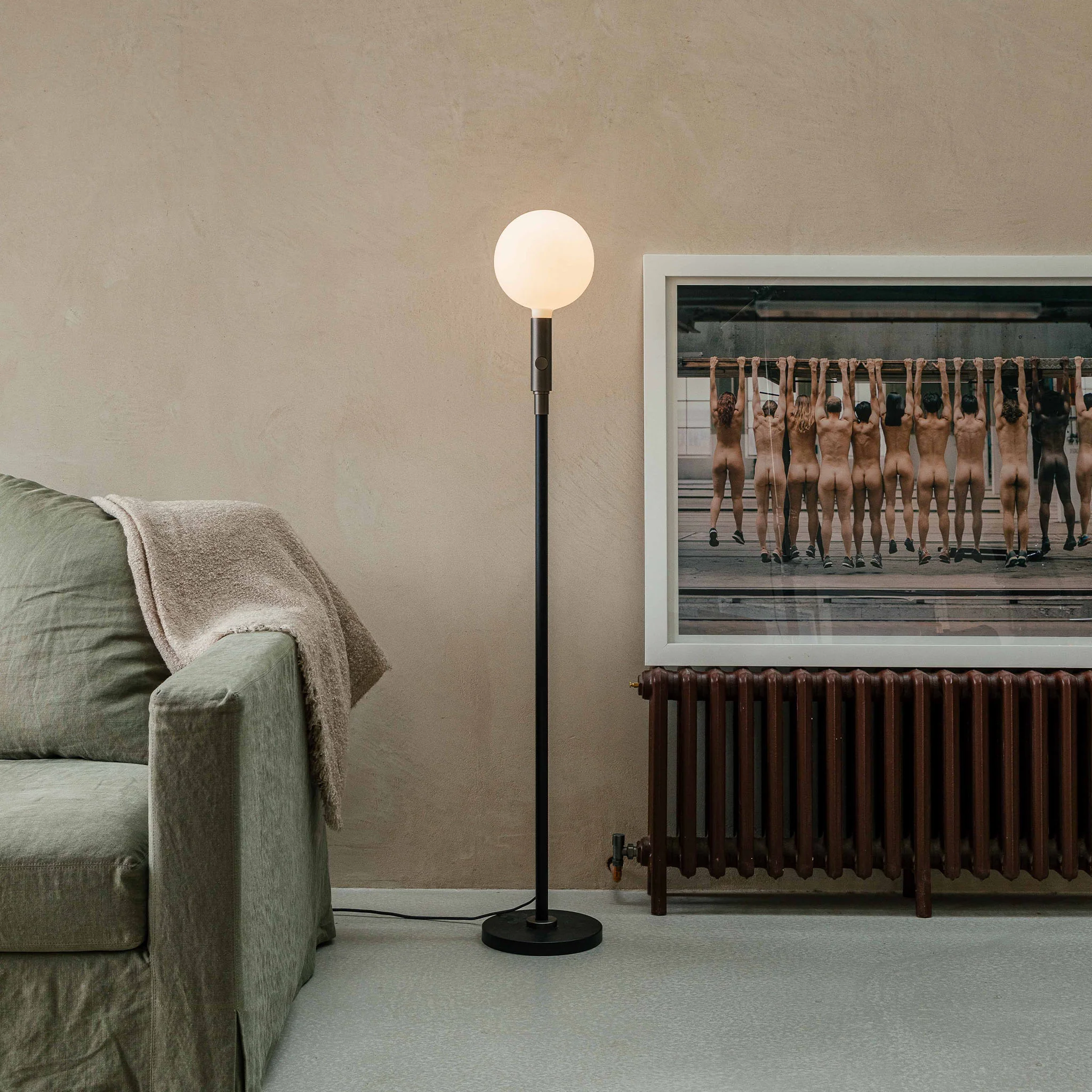 Poise Adjustable Floor Lamp in Graphite + Sphere V - Image 3