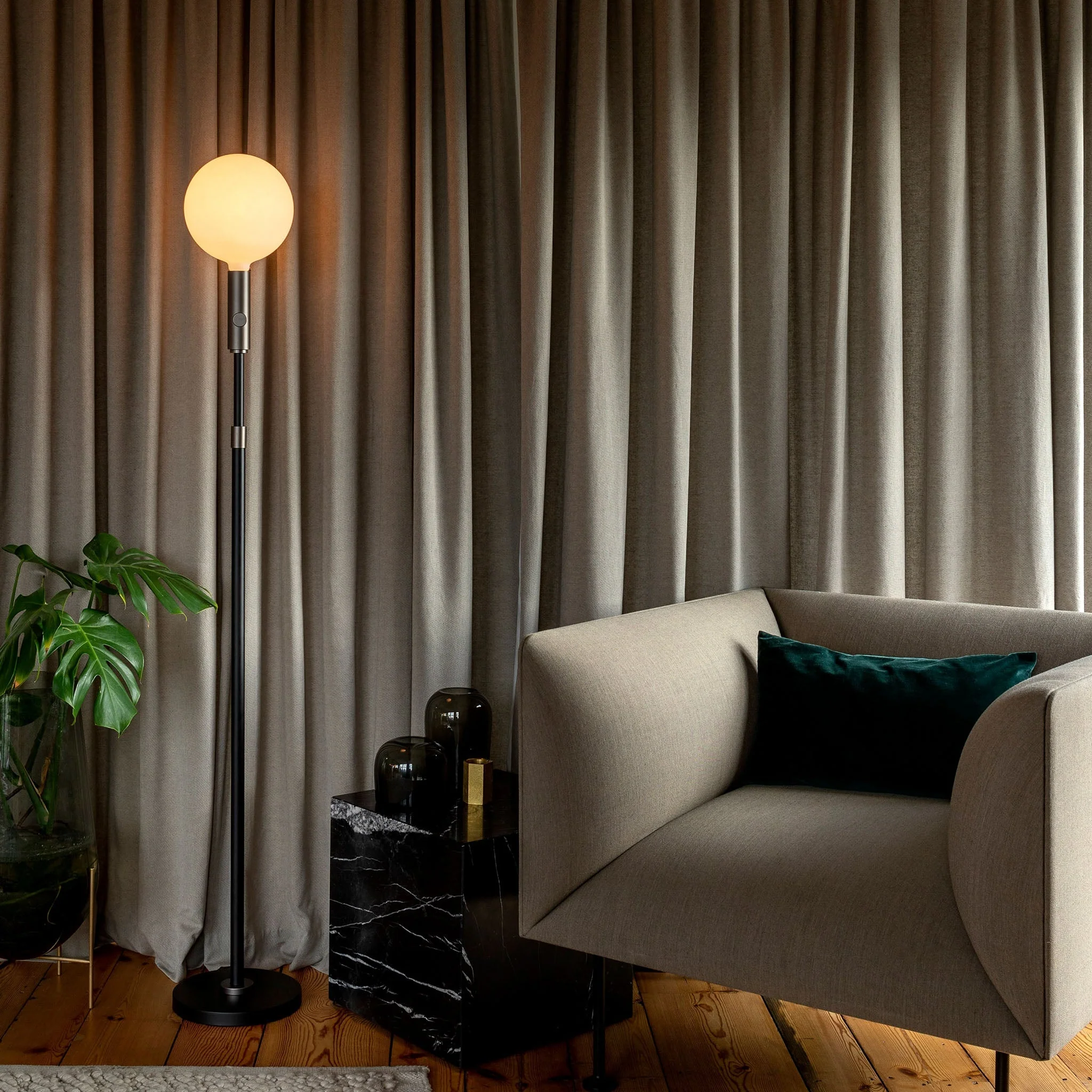 Poise Adjustable Floor Lamp in Graphite + Sphere V - Image 6