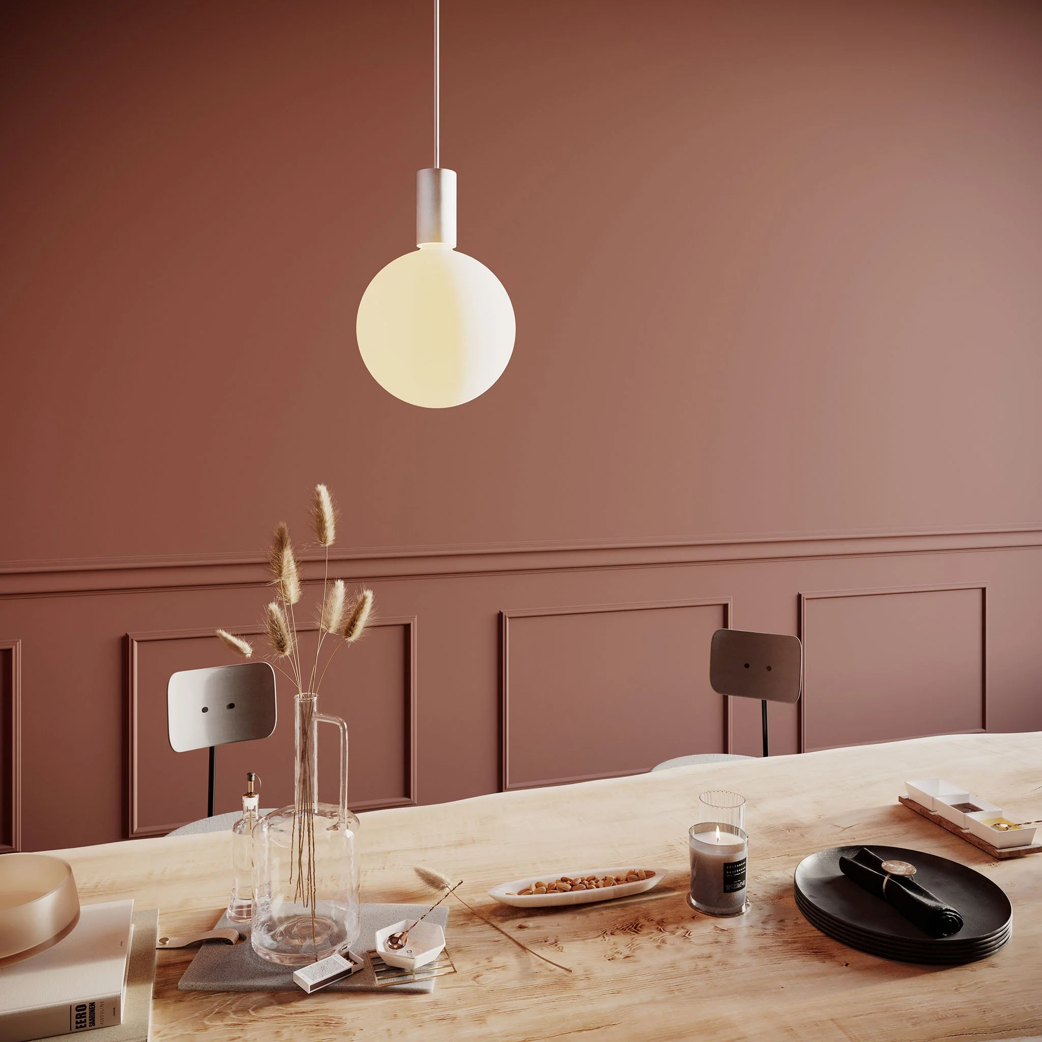 Sphere V E27 Dim-to-Warm LED Bulb - Image 3