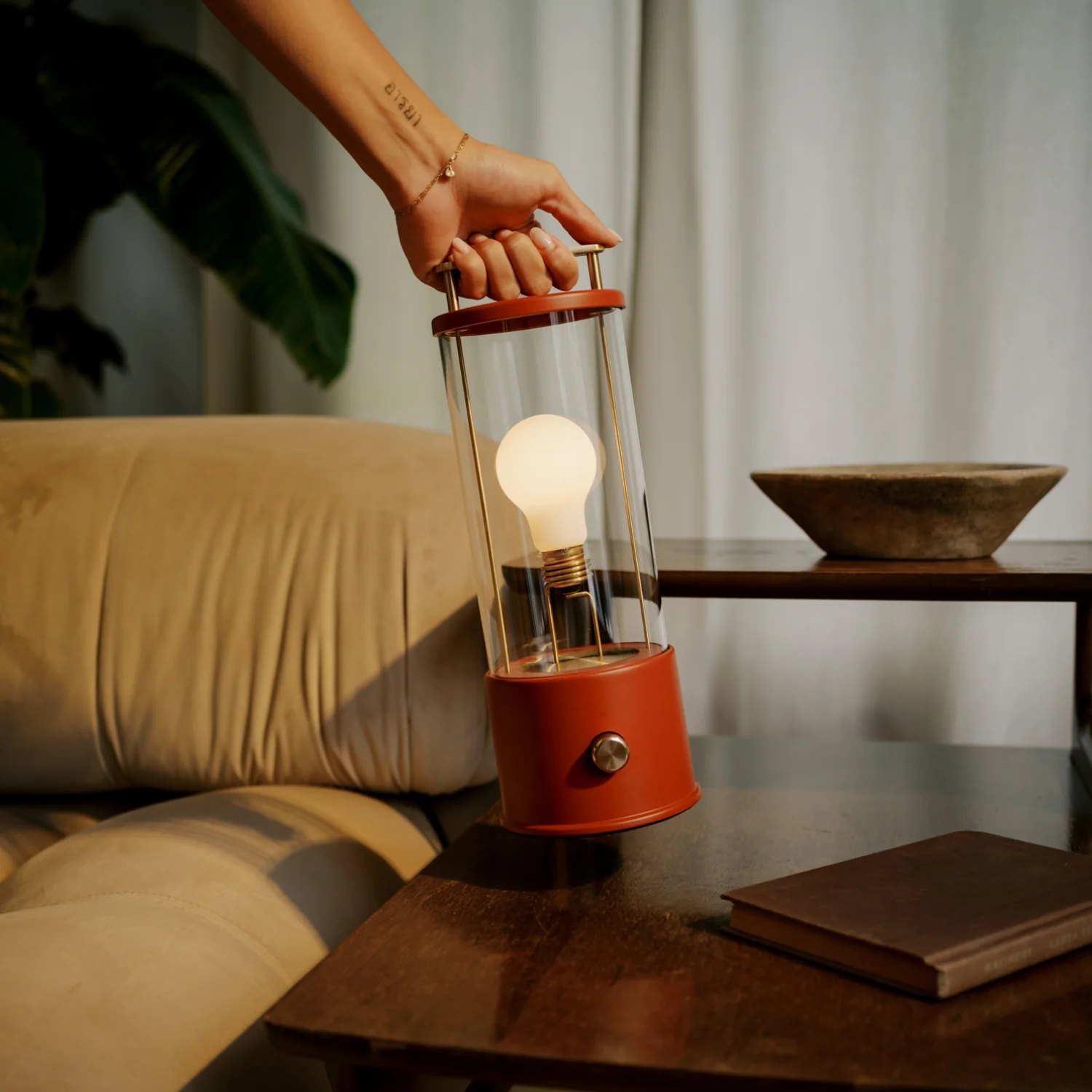 The Muse 2.0 Portable Lamp in Pomona Red - Image 3