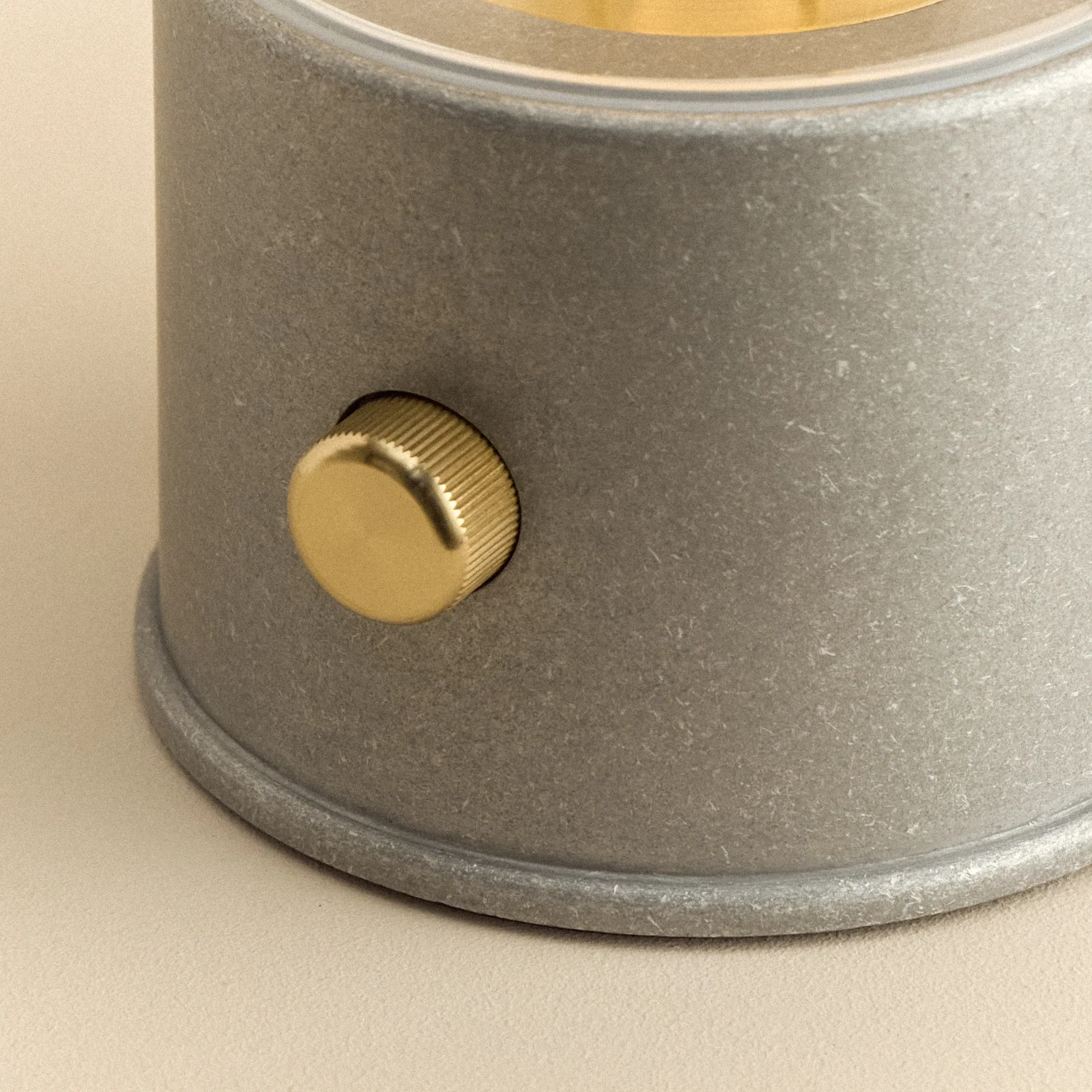 The Rugged Muse 2.0 Portable Lamp - Image 10