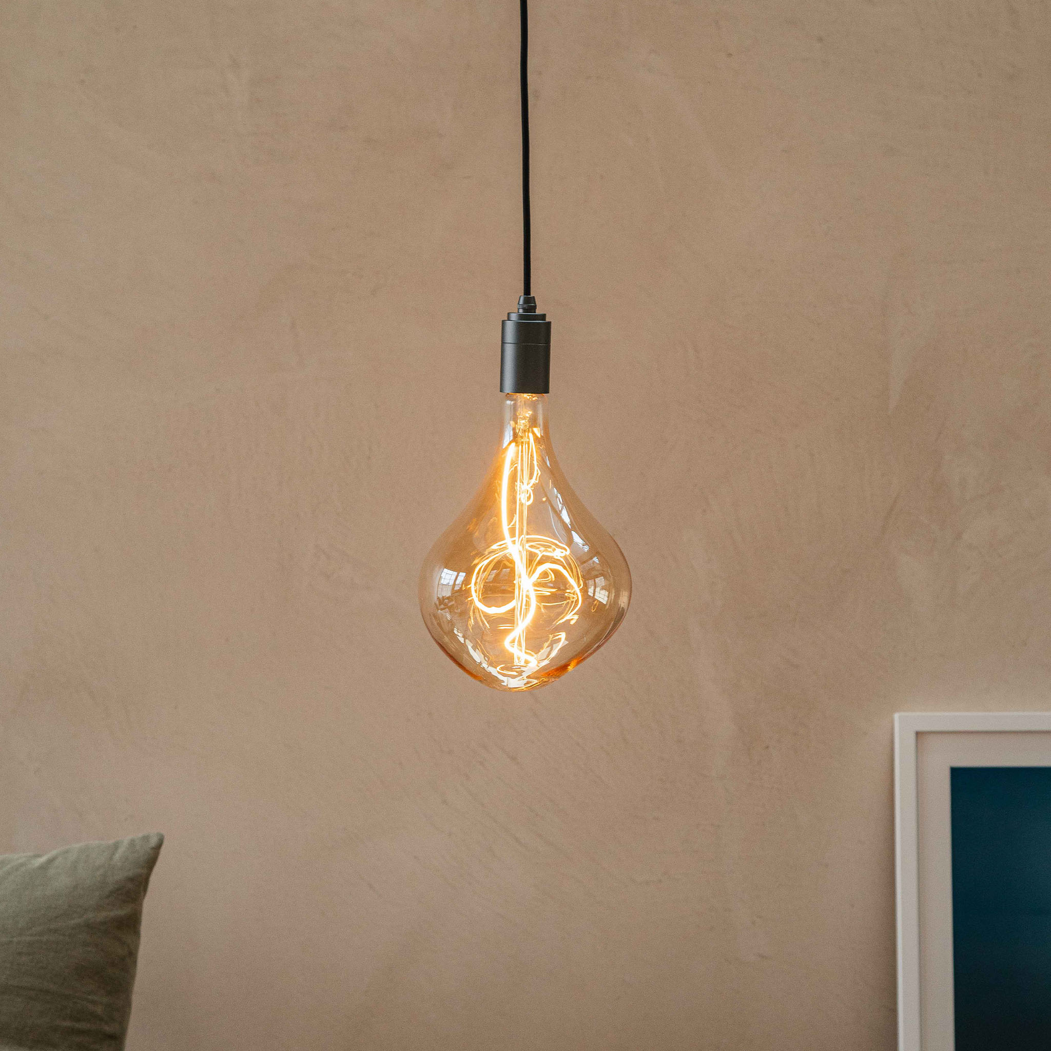 Voronoi II Pendant Light in Oak - Image 8